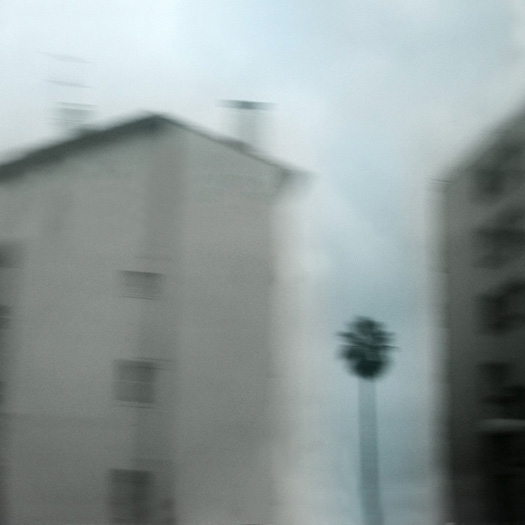 MARIE FRÉCHETTE TGV Toulon-Nice, 2005, impression photographique sur papier Canson, 80 x97cm