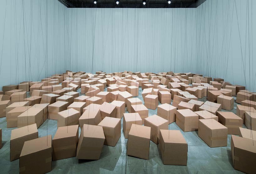255 prepared ac-motors, rope, cardboard boxes 30 x 30 x 30 cm, 2017, Zimoun, Mécaniques remontées, Le Centquatre-Paris