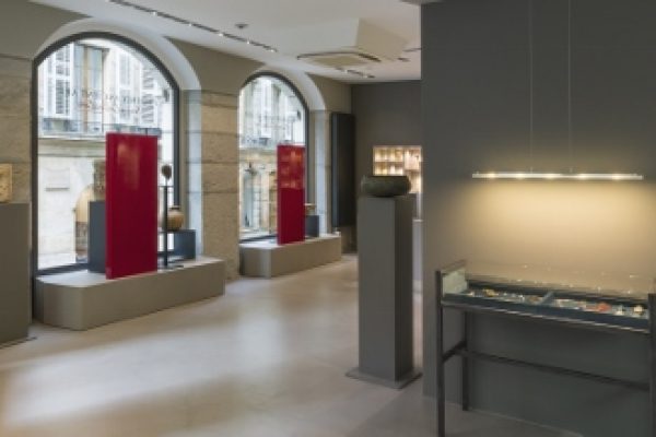 YOUNG COLLECTORS_int1  (640x219) (2)