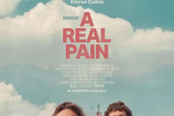 A Real Pain, film américain
de Jesse Eisenberg
(2024), 90 min. Avec Jesse
Eisenberg, Kieran Culkin,
Will Sharpe, Jennifer Grey et
Kurt Egyiawan. Disponible en
VOD & DVD.