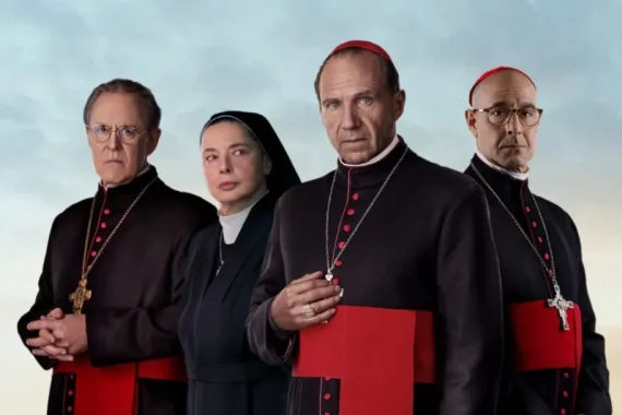 Conclave, film américano- britannique d’Edward Berger, 120 minutes. Avec Ralph Fiennes, Stanley Tucci, Isabella Rossellini, John Lithgow, Carlos Diehz, Lucian Msamati, Sergio Castellitto. Sortie prochaine en VOD et DVD.